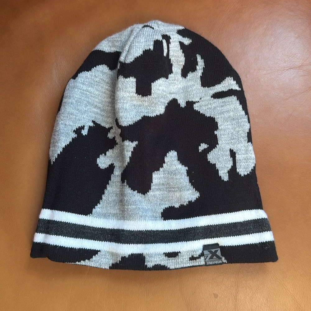 Men’s army print winter hat